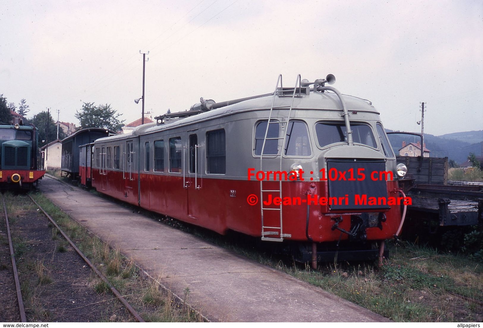 Reproduction D'une Photographie D'un Train CFD N°222 Tence-Dunières à Vivarais-Velay En 1975 - Other & Unclassified