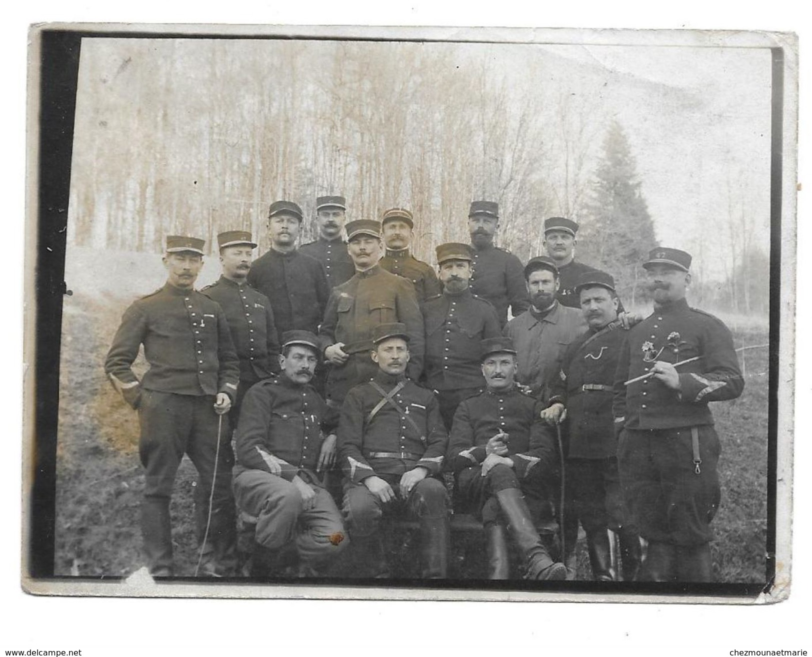 47 EME REGIMENT EN FORET - PHOTO MILITAIRE - Guerre, Militaire