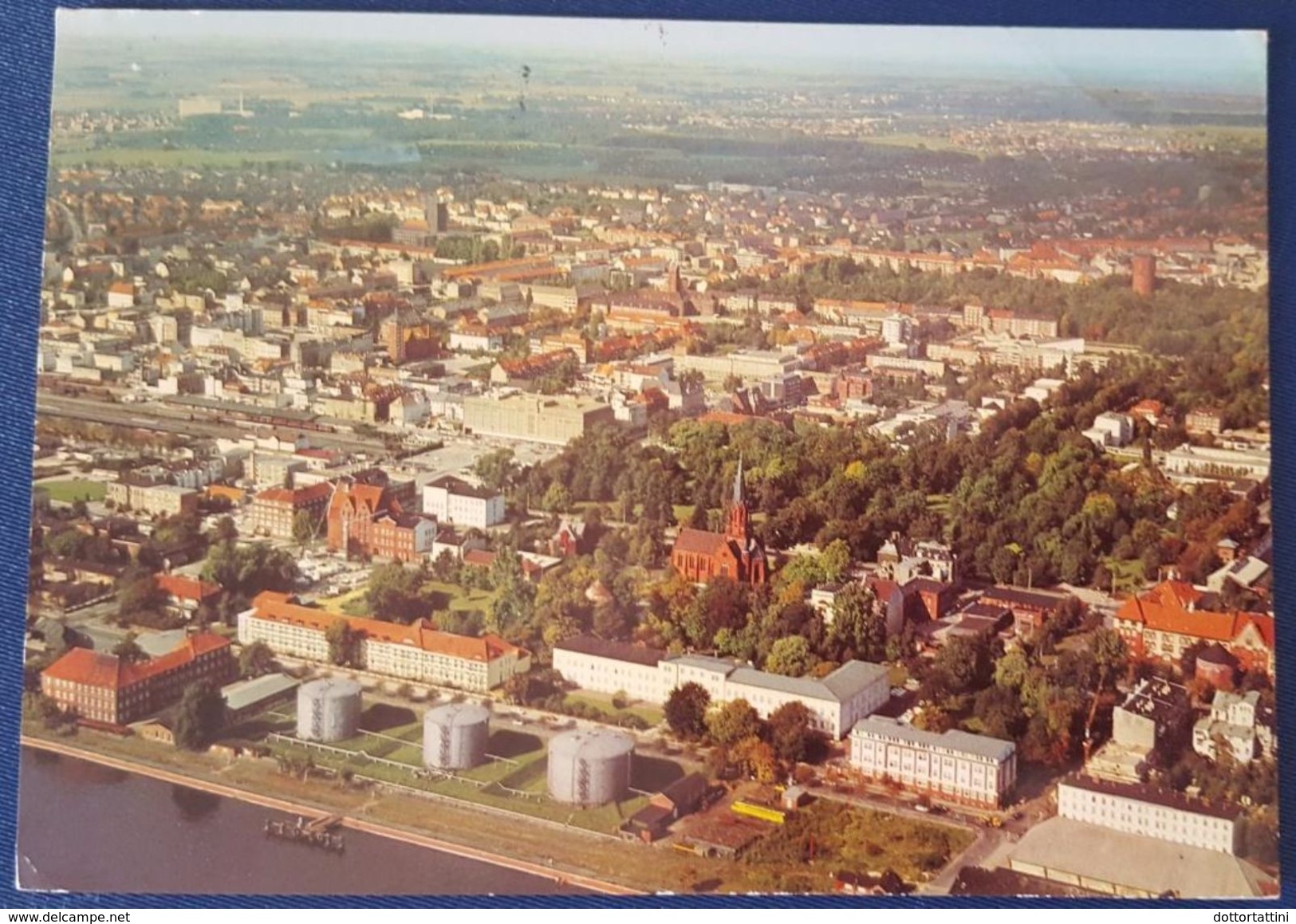 NORDSEEBAD WILHELMSHAVEN - City, Im Hintergrund Reinhard - Nieter - Krankenhaus Und Ingenieruschule Vg - Wilhelmshaven