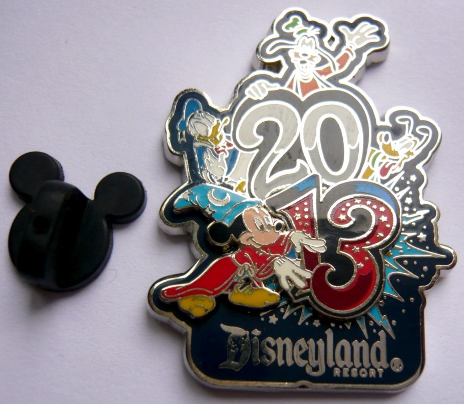 BIG Pin's 2013 Double Moule Mickey Donald Pluto Dingo © DISNEY LAND RESORT  Authentic Official Pin Trading - Disney