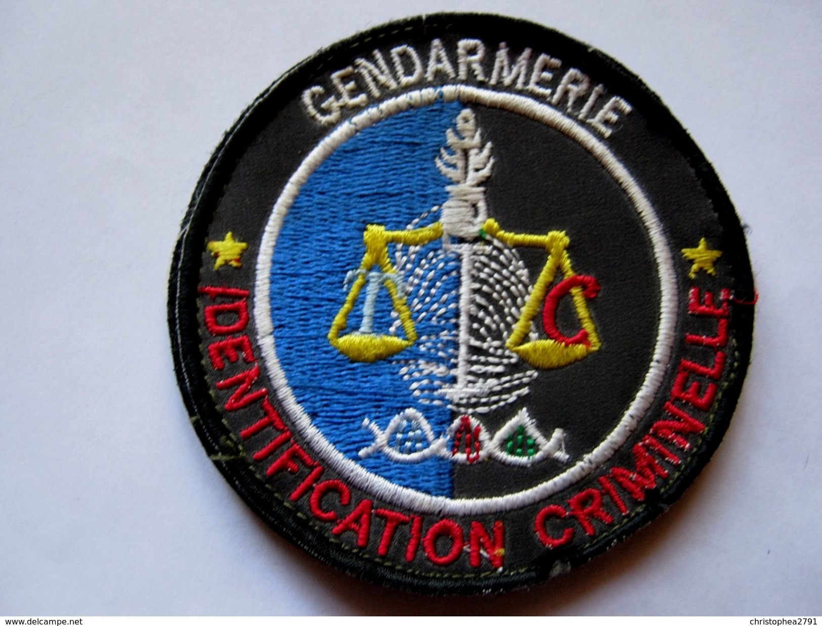 INSIGNE TISSUS PATCH DE LA GENDARMERIE NATIONALE IDENTIFICATION CRIMINELLE SUR VELCROS OCCASION MAIS BON ETAT - Police & Gendarmerie