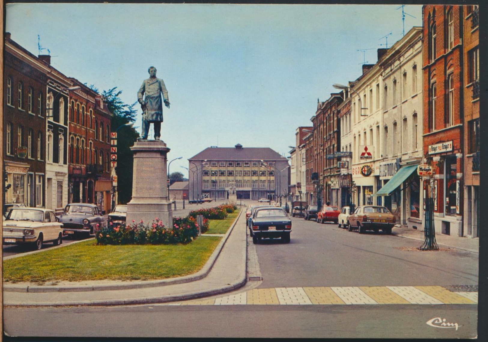 °°° 8644 - BELGIUM - LA LOUVIERE - BOULEVARD MAIRAUX - 1972 With Stamps °°° - La Louvière