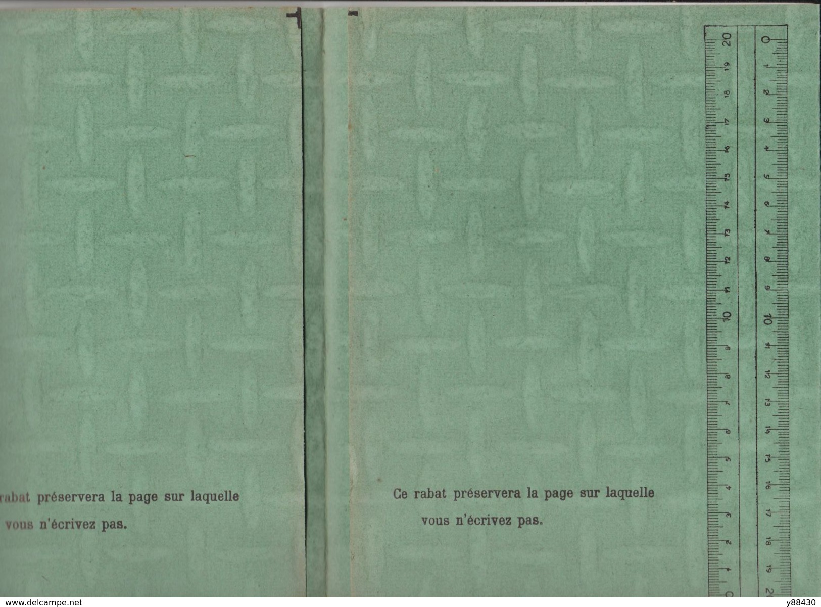 PROTEGE-CAHIER - L'AVION - 4 Volets, 70 Cm Dépliés - Coloris Vert - Voir Les 4 Scannes - Protège-cahiers