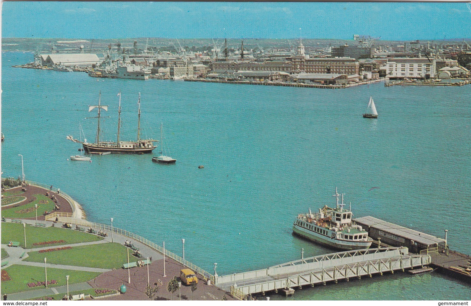 PORTSMOUTH - THE HARBOUR - Portsmouth