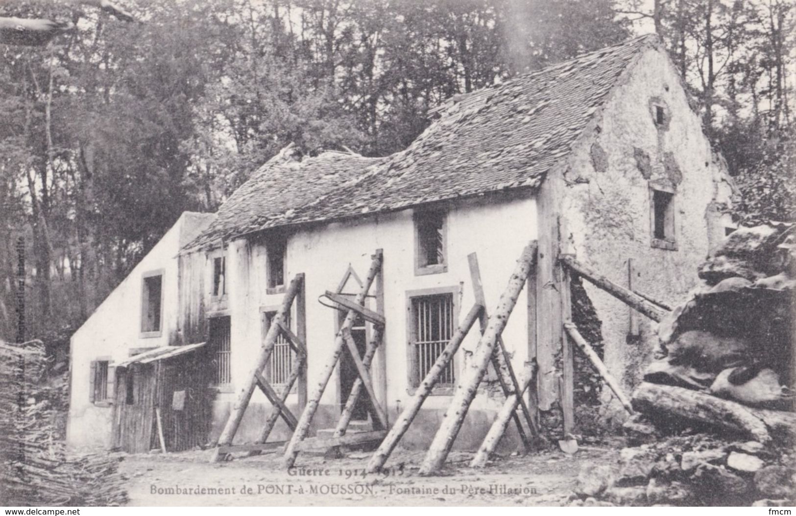 Bois-le-Prêtre. Fontaine Du Père Hilarion - Pont A Mousson