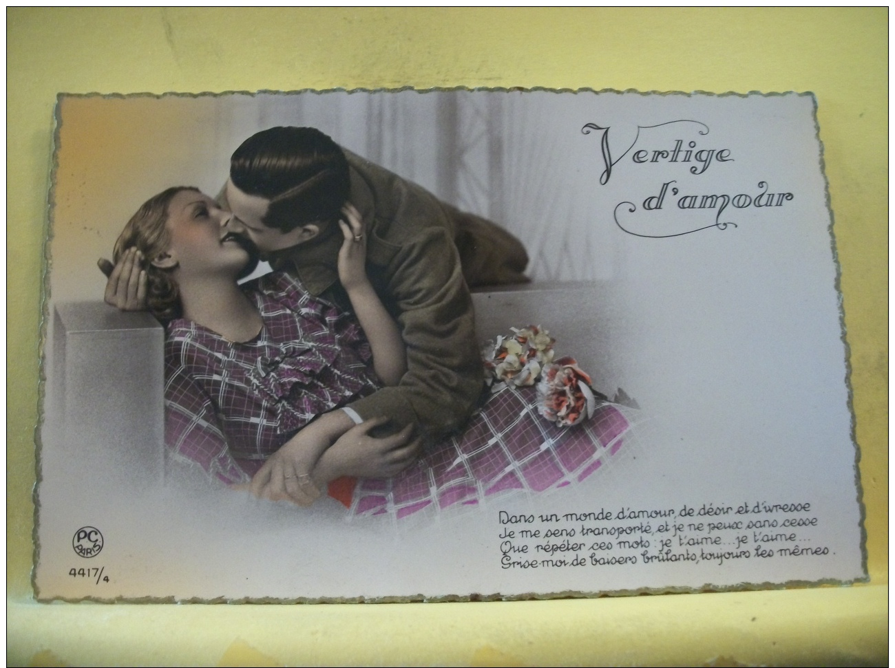 B11 L7857 - SERIE DE 3 CARTES DIFFERENTES SUR : VERTIGE D'AMOUR   - EDIT. PC PARIS N° 4417/2 /3 /4 - Paare