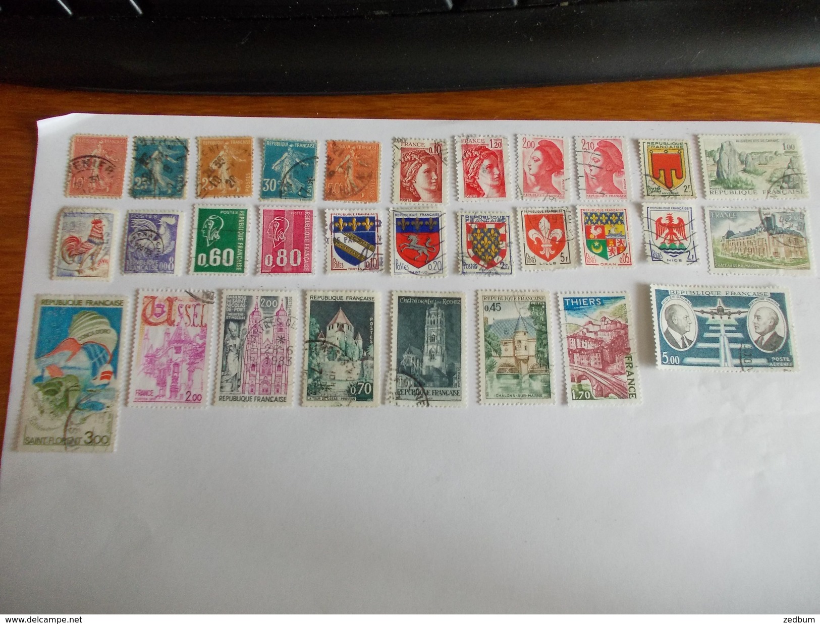 TIMBRE France Lot De 30 Timbres à Identifier N° 547 - Alla Rinfusa (max 999 Francobolli)