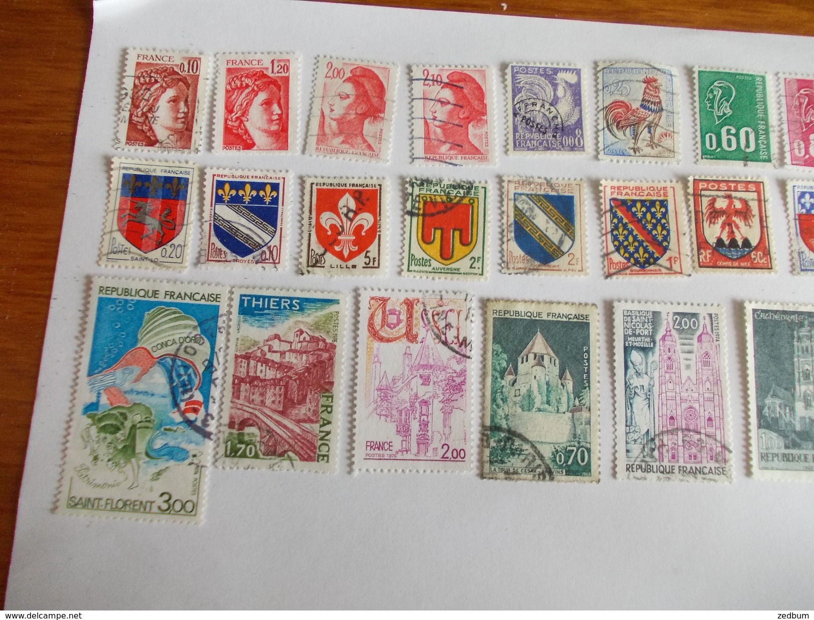 TIMBRE France Lot De 30 Timbres à Identifier N° 549 - Alla Rinfusa (max 999 Francobolli)