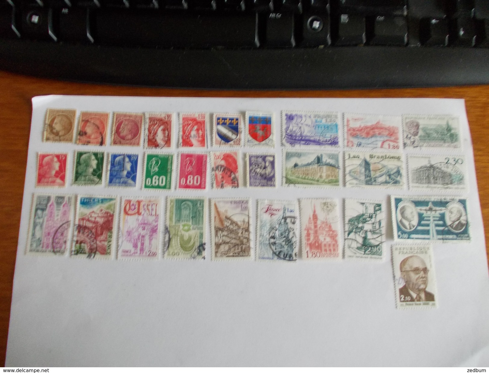 TIMBRE France Lot De 30 Timbres à Identifier N° 556 - Alla Rinfusa (max 999 Francobolli)