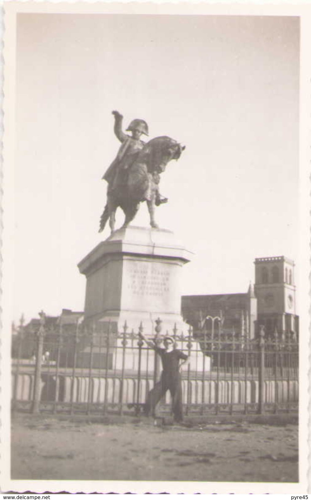 PHOTO D UNE STATUE DE NAPOLEON CHERBOURG 11 X 7 CM - Lieux