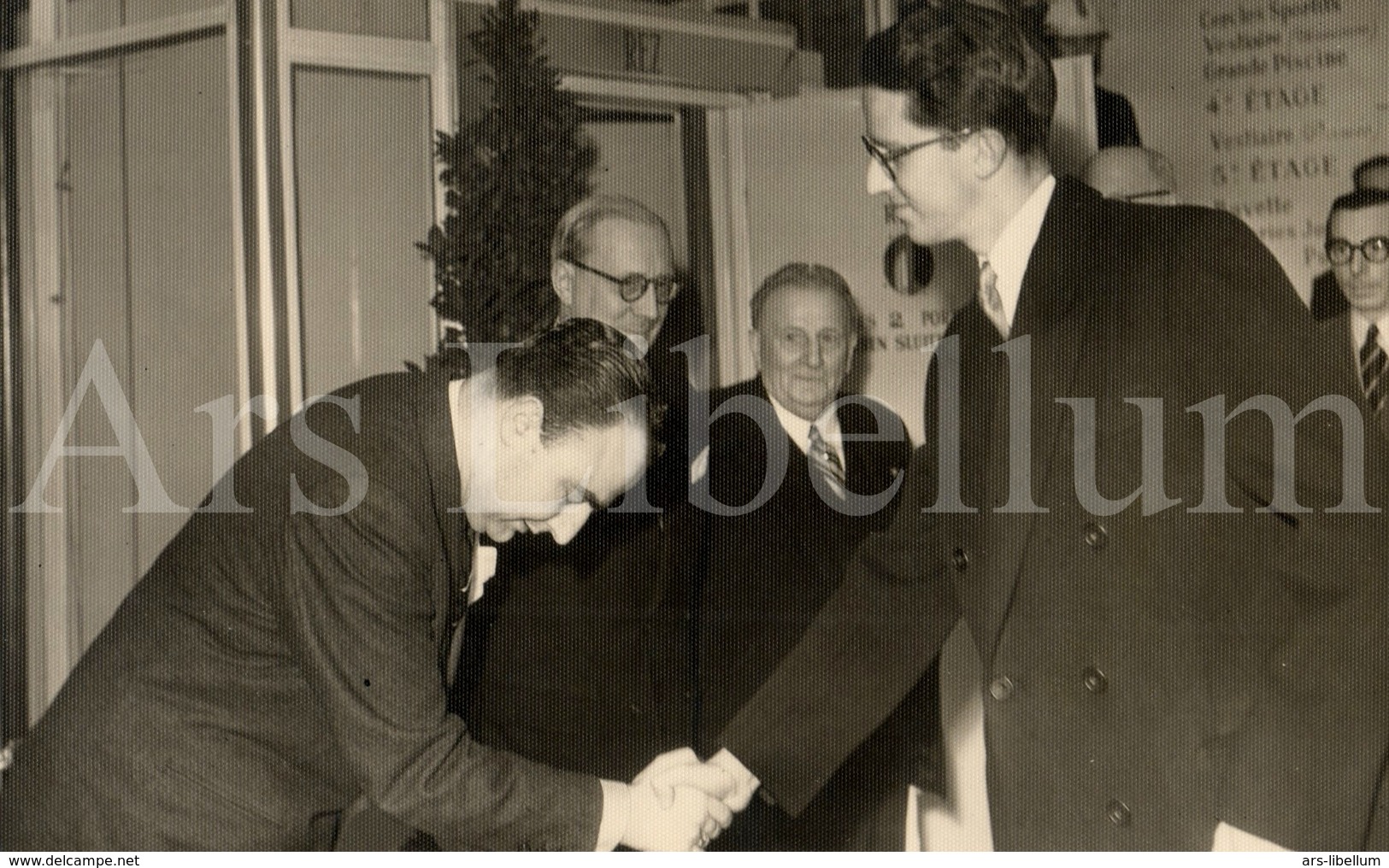 Postcard / ROYALTY / Belgique / Roi Baudouin / Koning Boudewijn / 1954 / Paul Vanden Boeynants / Gala Bruxelles - Personnages