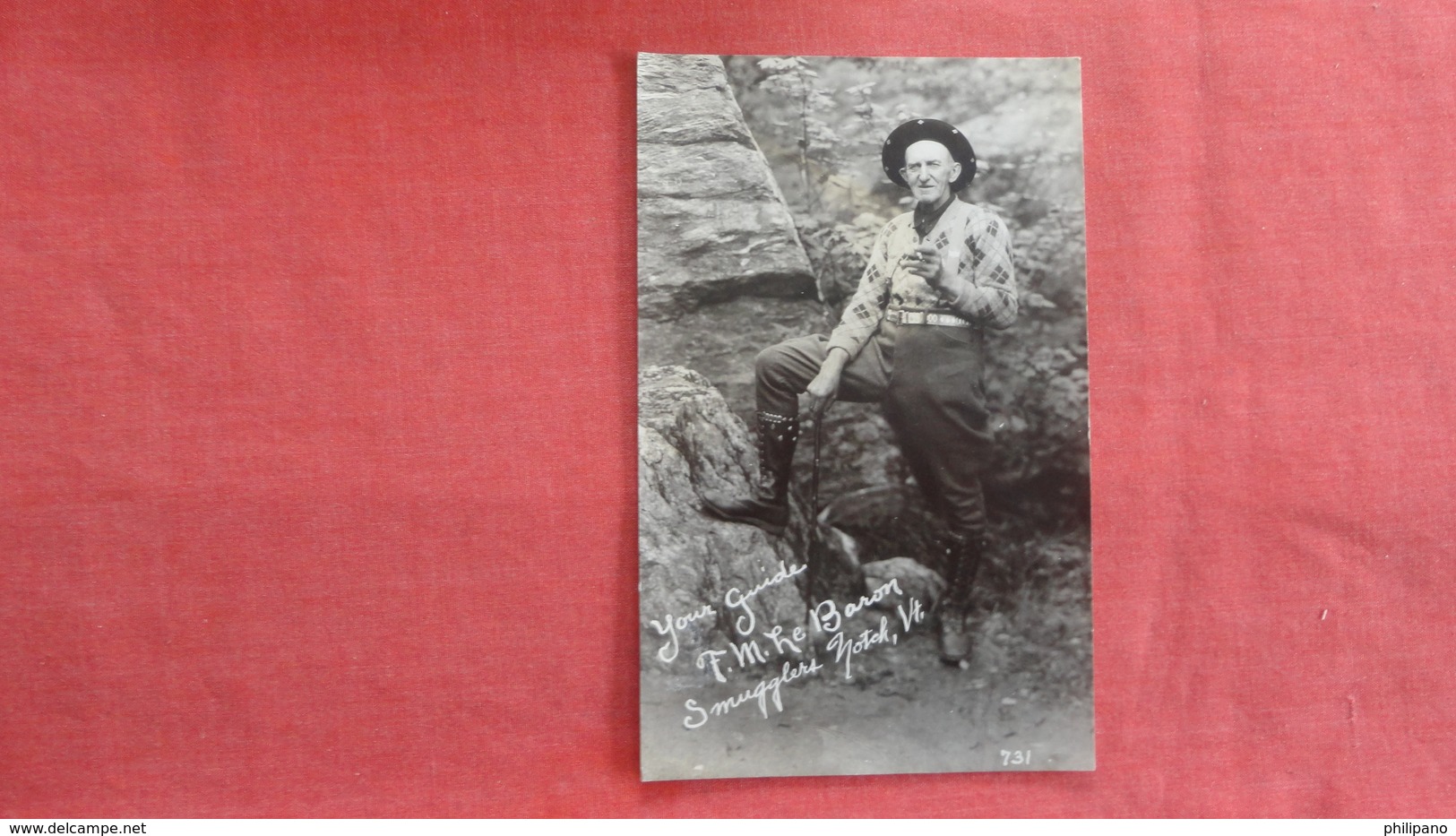 RPPC-- Your Guide T.F.Le Baron  Smugglers Notch - Vermont   Ref 2707 - Other & Unclassified