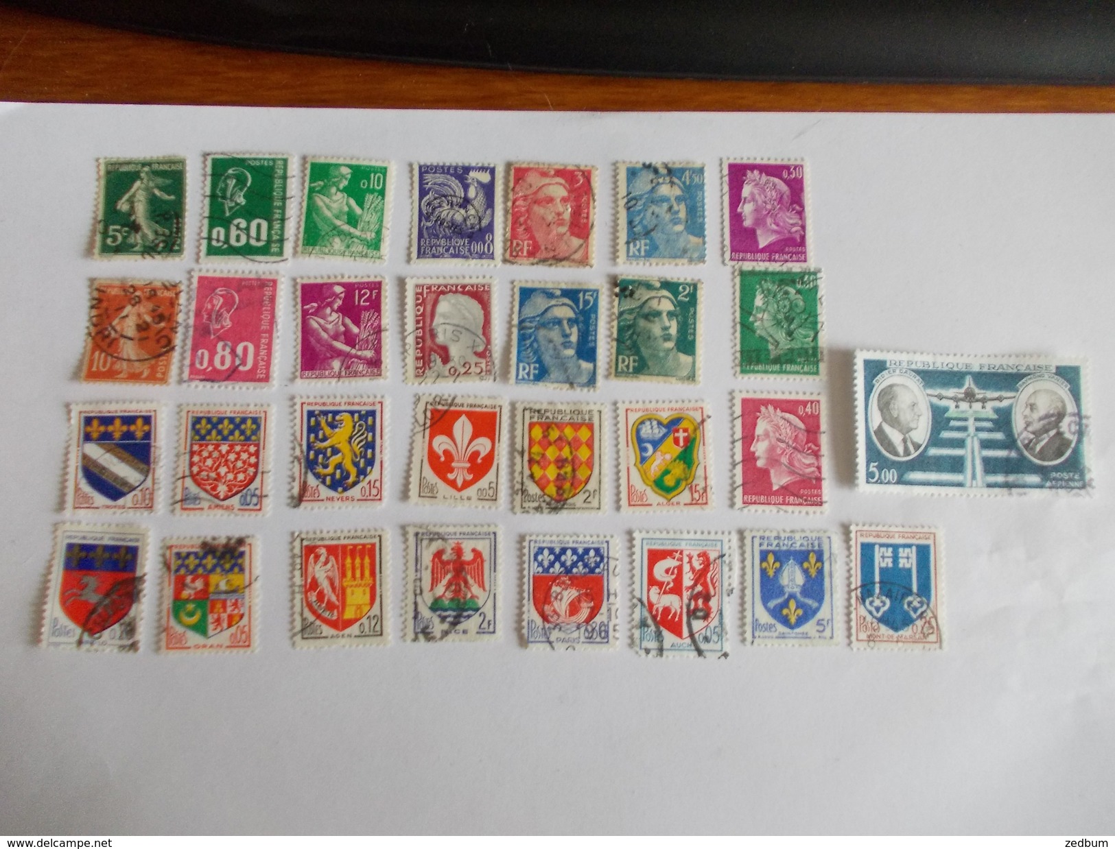 TIMBRE France Lot De 30 Timbres à Identifier N° 567 - Mezclas (max 999 Sellos)