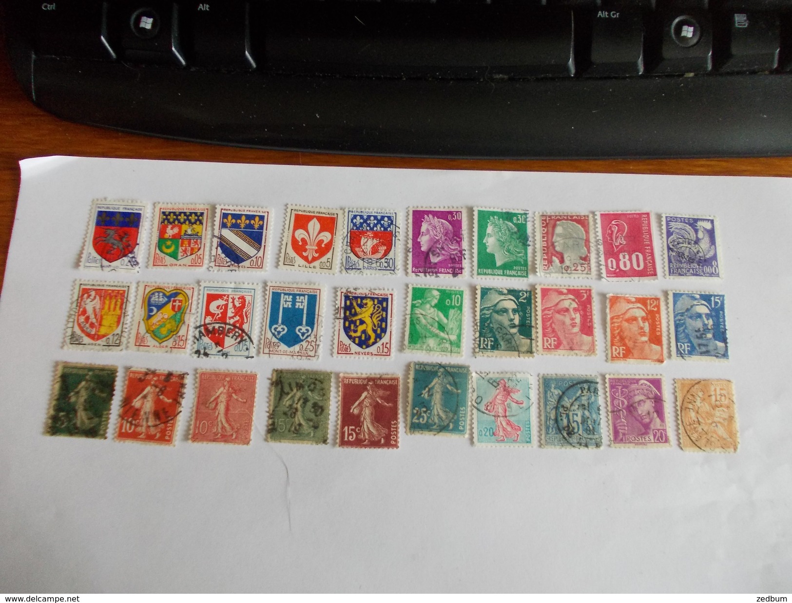 TIMBRE France Lot De 30 Timbres à Identifier N° 577 - Mezclas (max 999 Sellos)