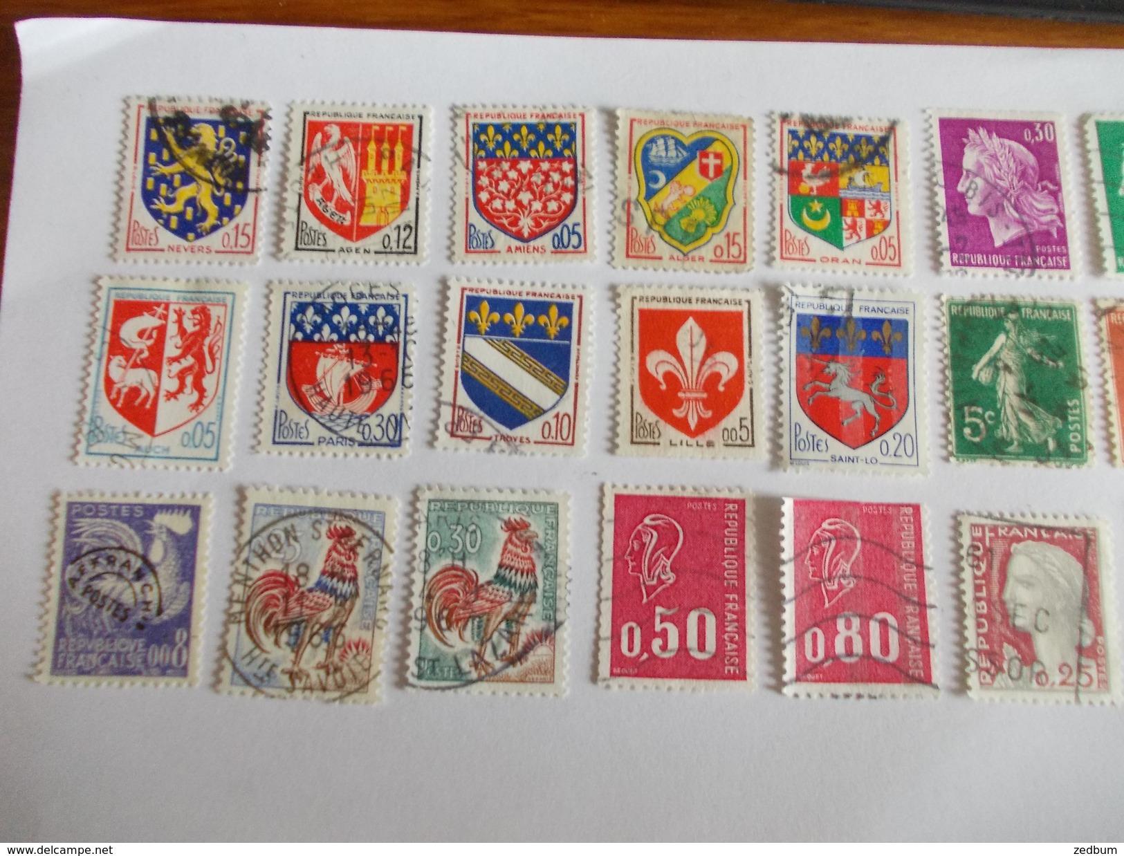 TIMBRE France Lot De 30 Timbres à Identifier N° 583 - Alla Rinfusa (max 999 Francobolli)