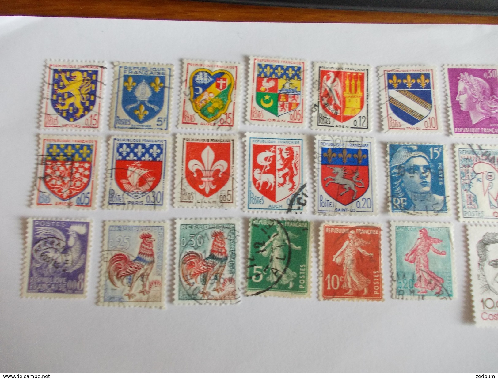 TIMBRE France Lot De 30 Timbres à Identifier N° 585 - Lots & Kiloware (mixtures) - Max. 999 Stamps
