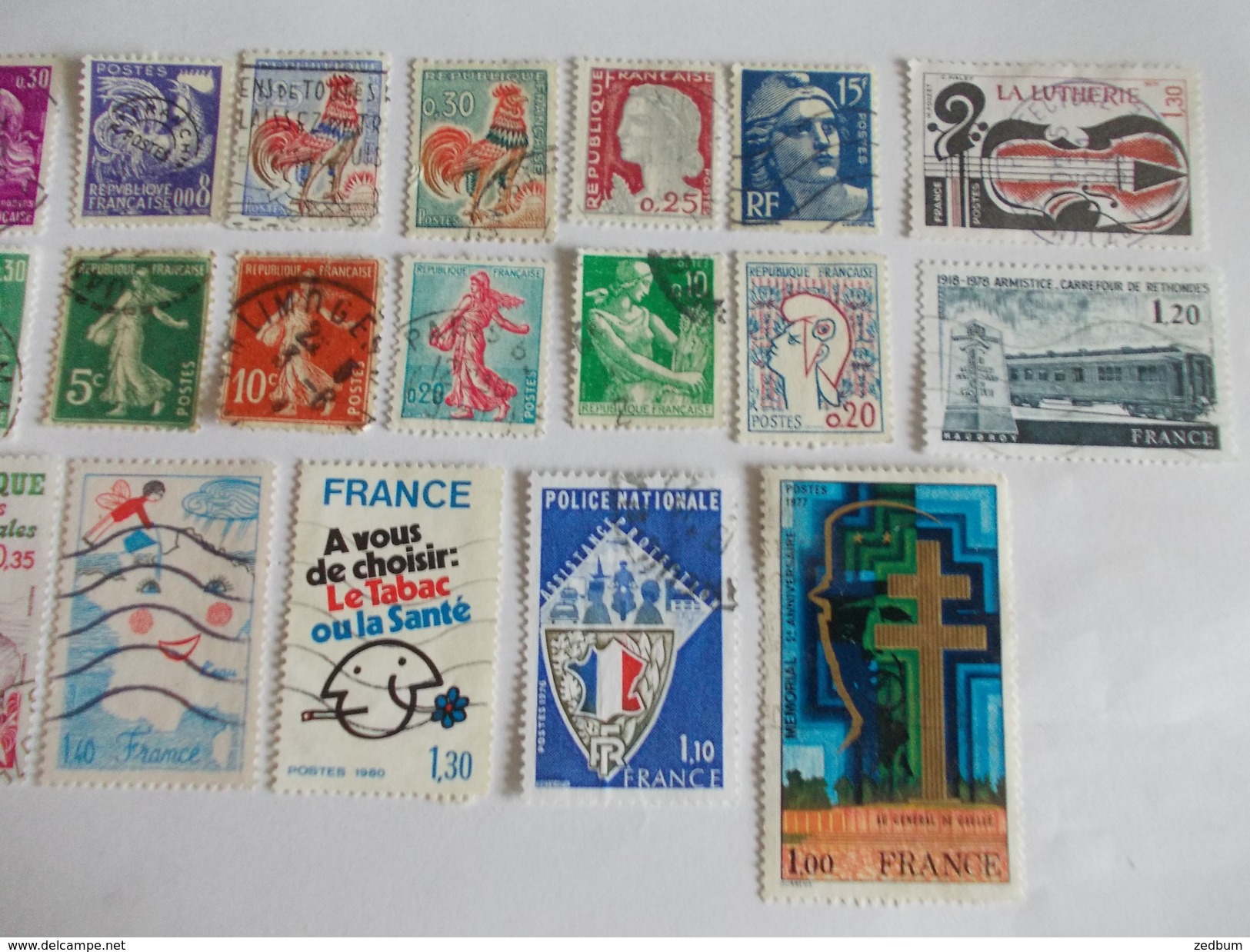 TIMBRE France Lot De 30 Timbres à Identifier N° 599 - Alla Rinfusa (max 999 Francobolli)