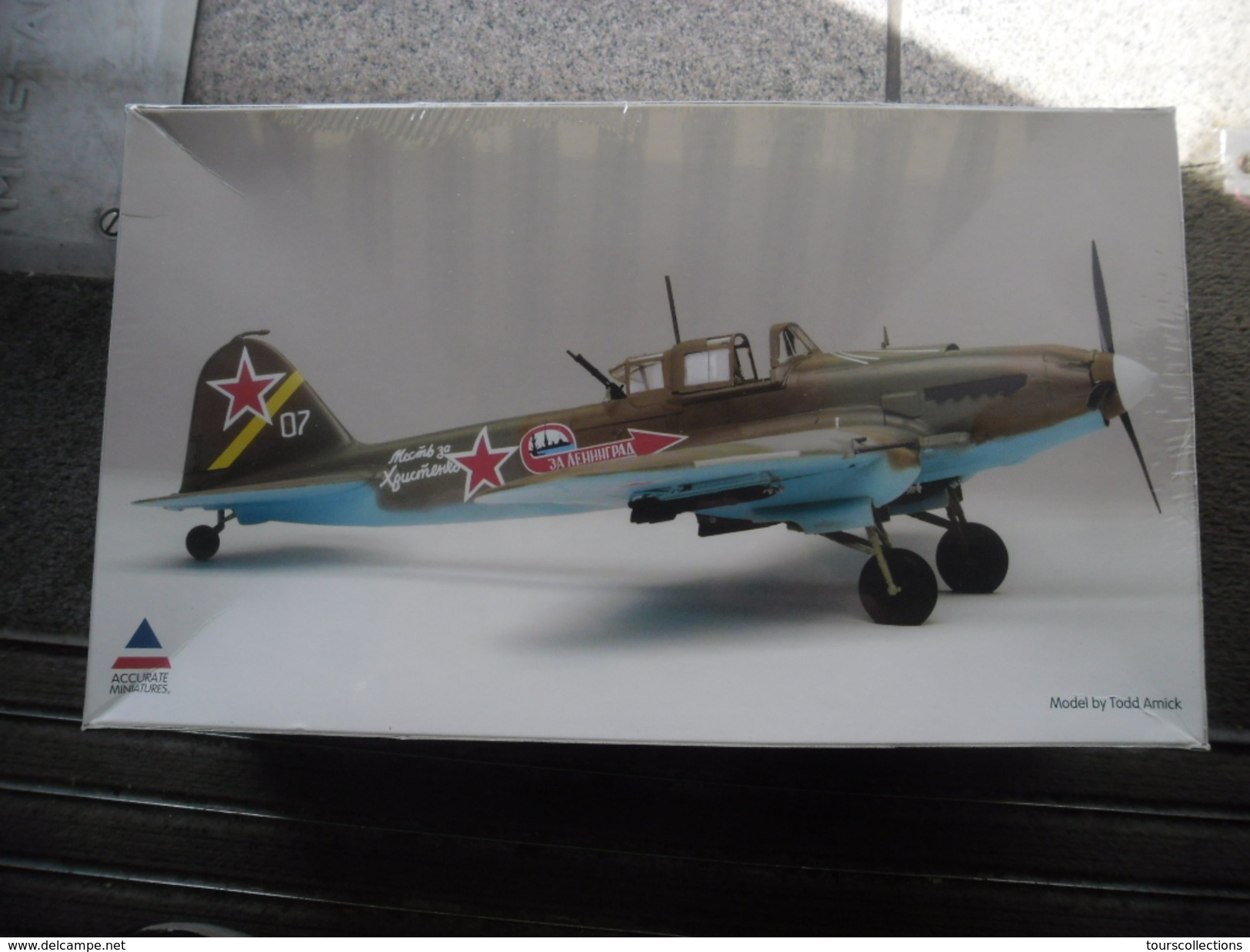 MAQUETTE AVION WW2 1/48 ACCURATE MINIATURES IL YUSHIN IL2-M3 STORMOVIK SOVIET #3407 Model Kit Plastique à Monter De 1997 - Vliegtuigen