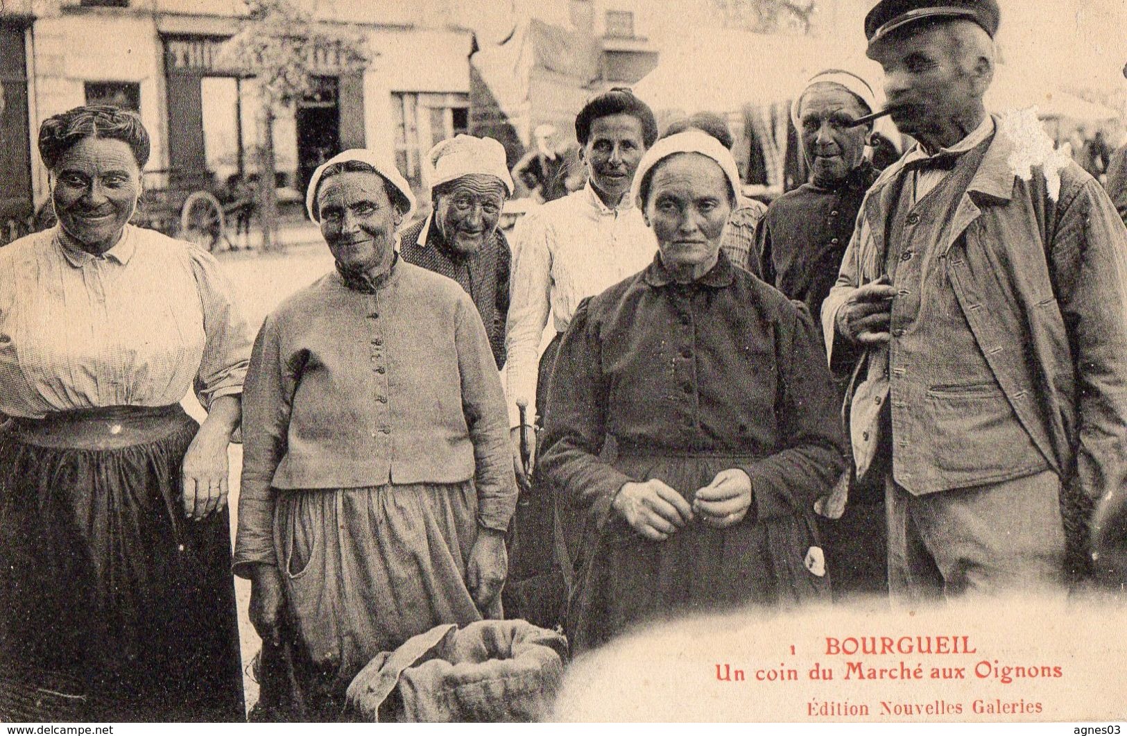 BOURGUEIL   -  Un Coin Du Marche Aux Oignons - Autres & Non Classés