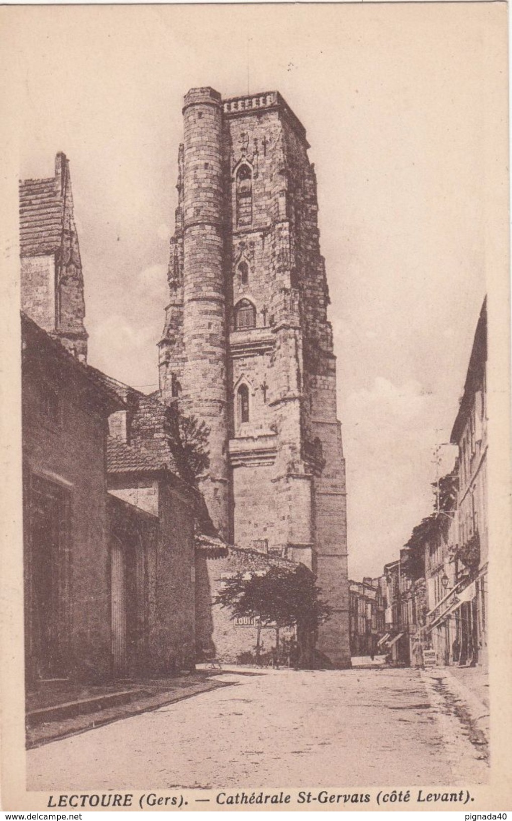 Cp , 32 , LECTOURE , Cathédrale Saint-Gervais (côté Levant) - Lectoure