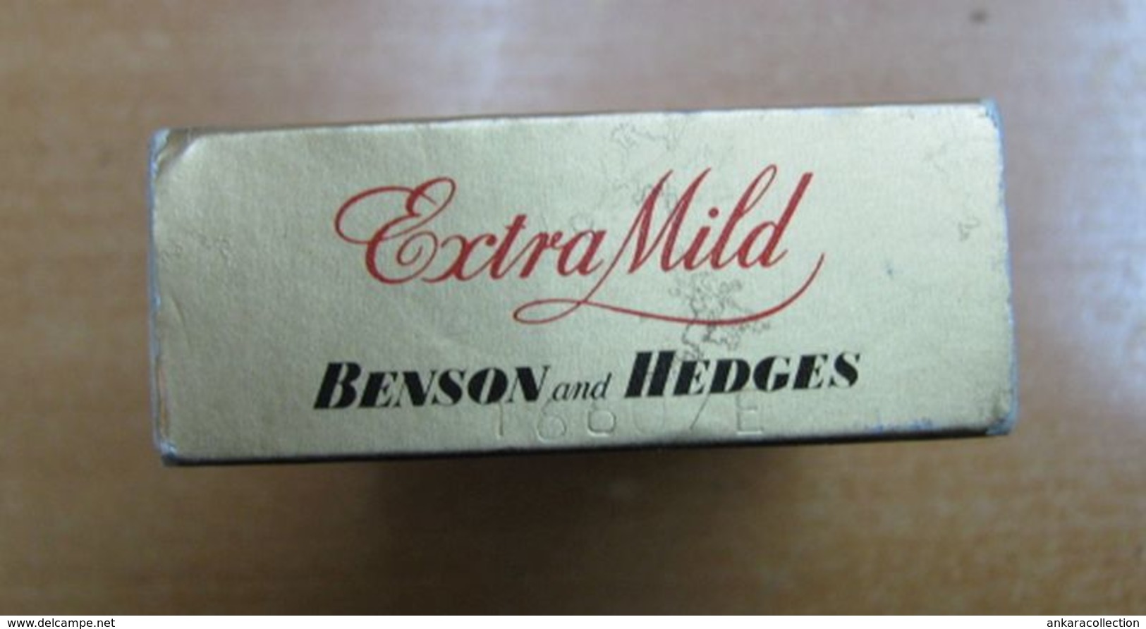 AC - BENSON AND HEDGES CIGARETTES EMPTY HARD BOX FOR COLLECTION