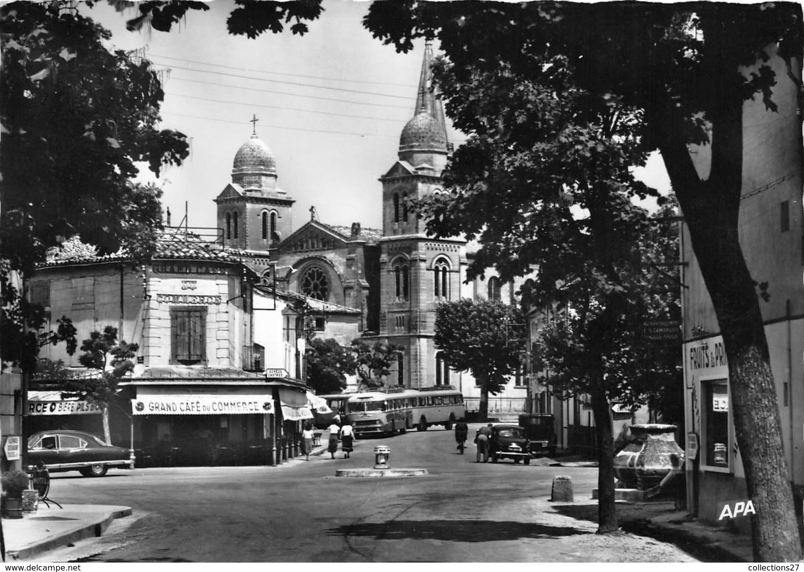 31-REVEL- LE ROND-POINT ET L'EGLISE NOTRE DAME - Revel