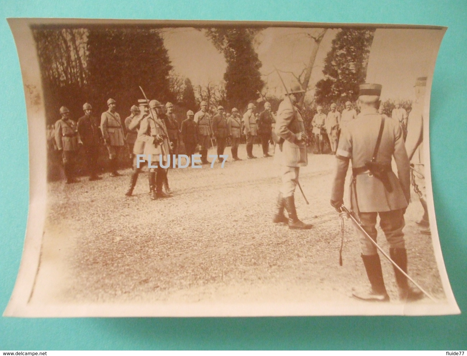 @  Lot De 3 Photos Personnelles, Remise De Décorations à Des Officiers Français, Général Pétain, Guerre 1914-1918 @ - Guerre, Militaire