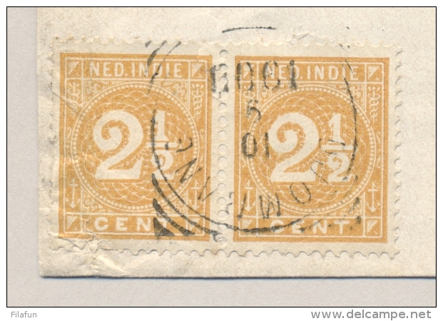 Nederlands Indië - 1900 - 2,5 Cent Cijfer In Paar Als Bijfrankering Op Envelop G12 Van VK DJOMBANG Via Maos Naar Bussum - Nederlands-Indië