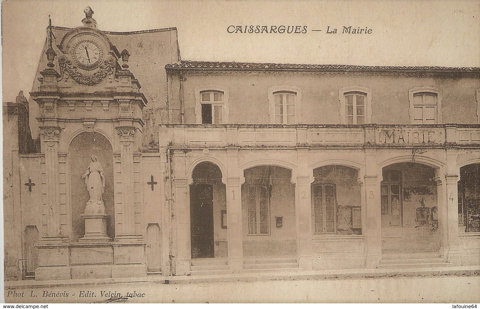 CAISSARGUES - La Mairie - L'horloge - La Statue De La Vierge - Alès