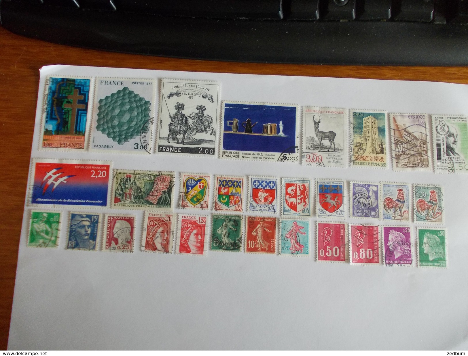 TIMBRE France Lot De 30 Timbres à Identifier N° 610 - Alla Rinfusa (max 999 Francobolli)