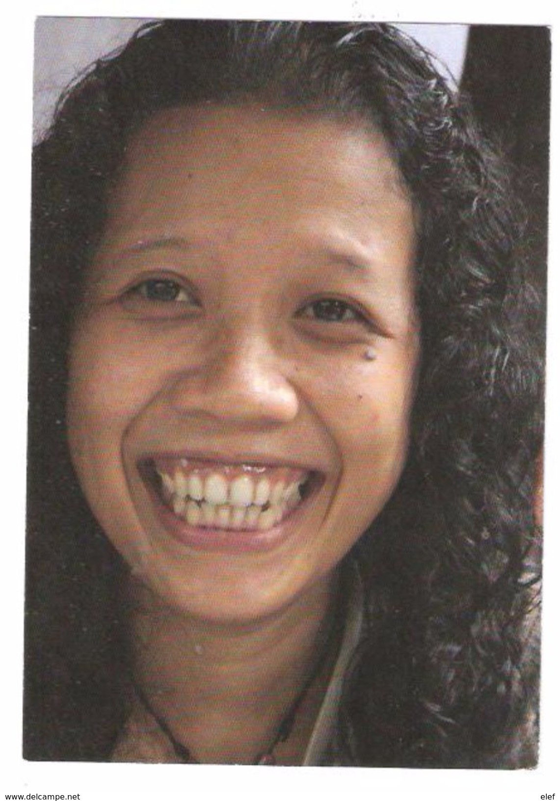 Portrait, Alvania Woont In INDONESIE / Indonesia; Jeune Femme / Young Woman, Photo By Yann Arthus Bertrand, TB - Asien