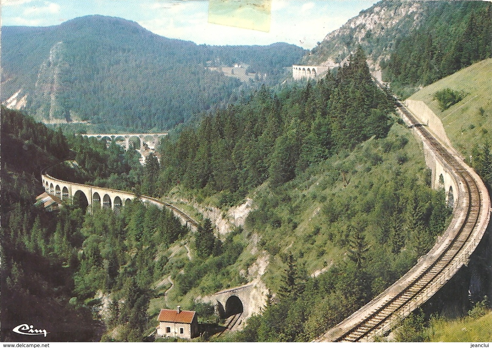 CPM. LES BEAUX SITES DE FRANCE. LES QUATRES VIADUCS DE MOREZ A MORBIER - AFFR LE 24-7-1992 AU VERSO . 2 SCANES - Morez