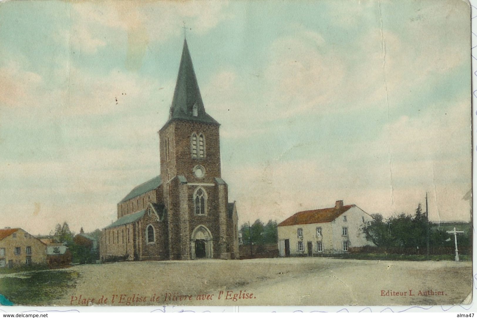 Bièvre - Place De L'église - église Et Maison - Colorisée - Circulé 1908 Timbre Décollé Proprement - Edit. L. Authier - Bievre