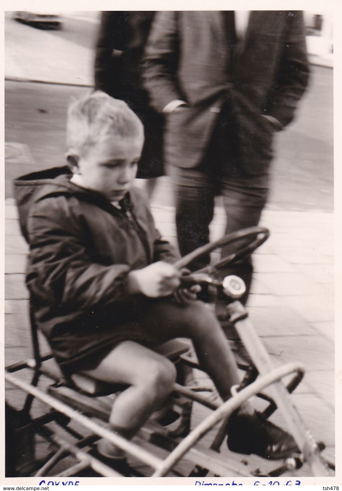 PHOTO---COXYDE---Voiture à Pédales Octobre 1963--voir 2 Scans - Passenger Cars