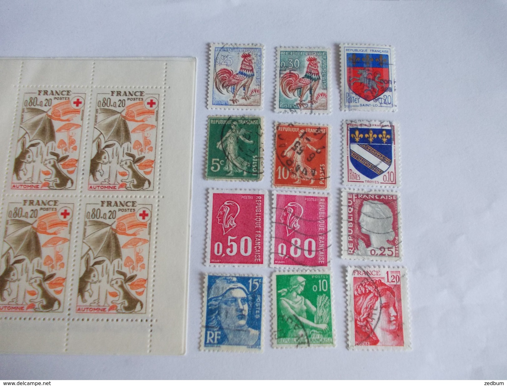 TIMBRE France Lot De à Timbres à Identifier Croix Rouge 1975 N° 637 - Vrac (max 999 Timbres)