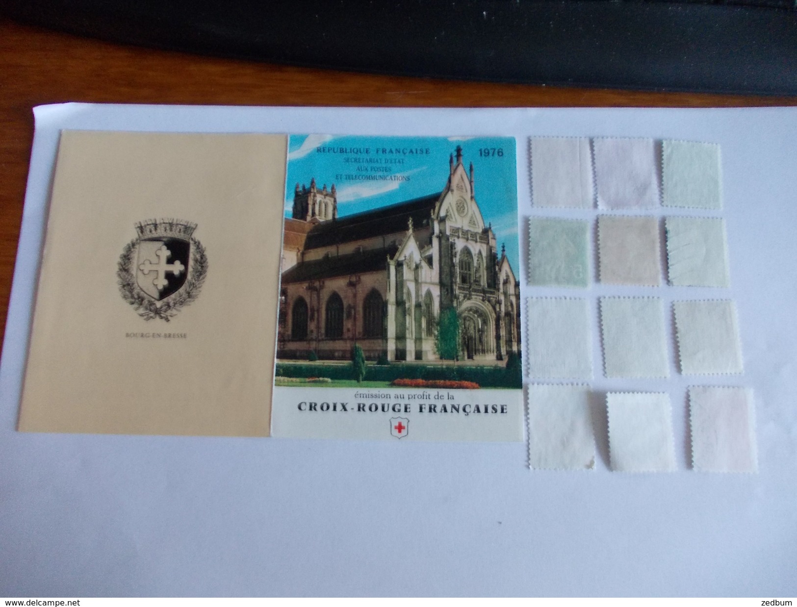 TIMBRE France Lot De à Timbres à Identifier Croix Rouge 1976 N° 638 - Mezclas (max 999 Sellos)