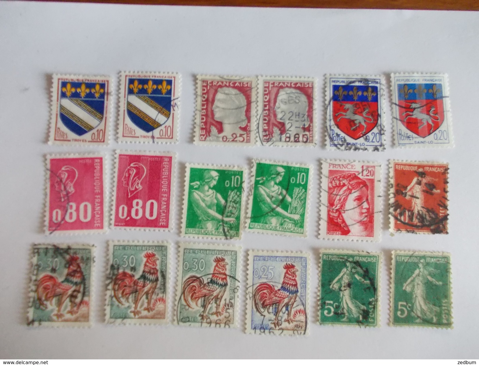 TIMBRE France Petit Lot De à Timbres à Identifier  N° 646 - Mezclas (max 999 Sellos)