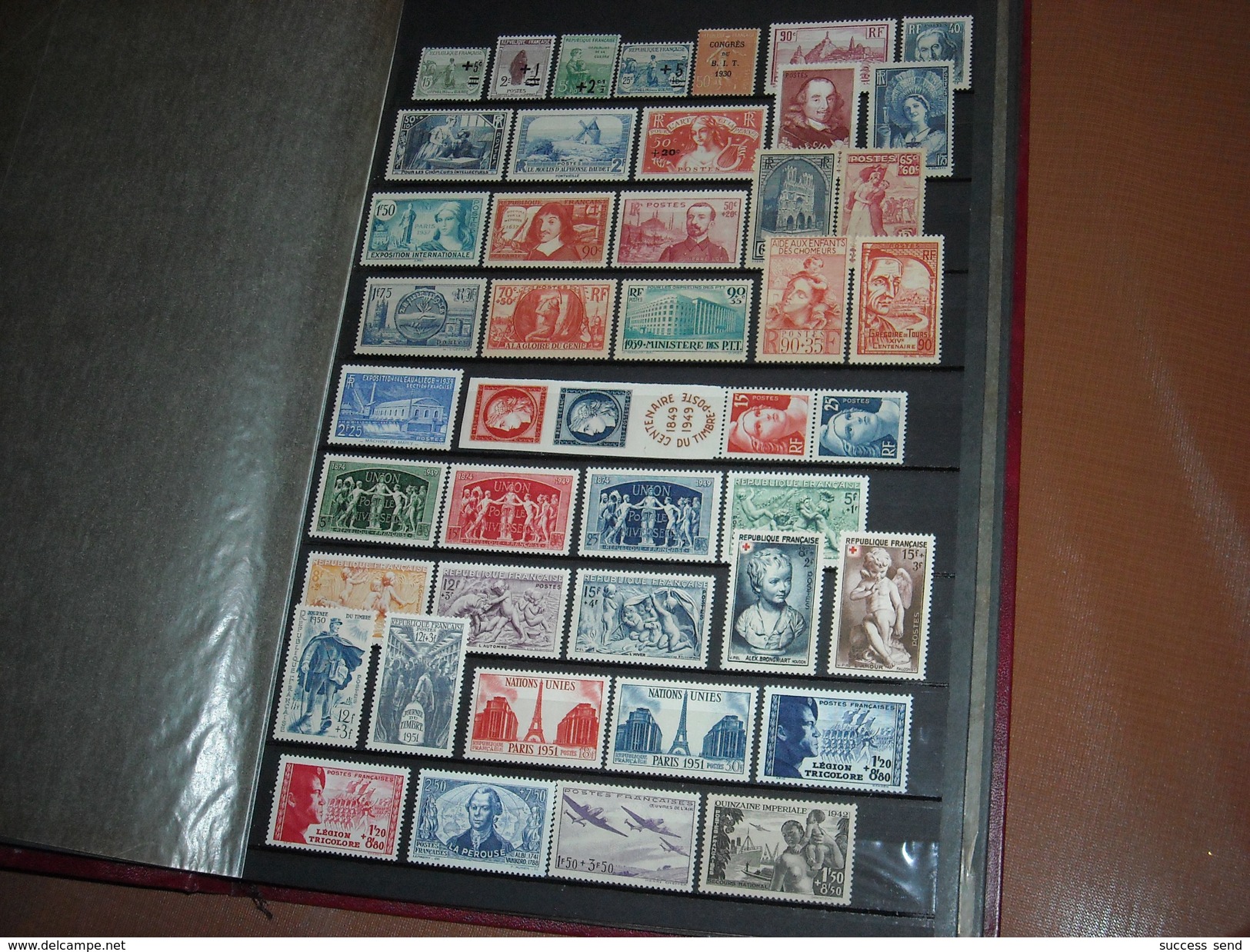 France 2 ALBUMS Timbres NEUFS**/* Cote > 5000€ !! Divers Années 1900/1957 (voir photos jointes).