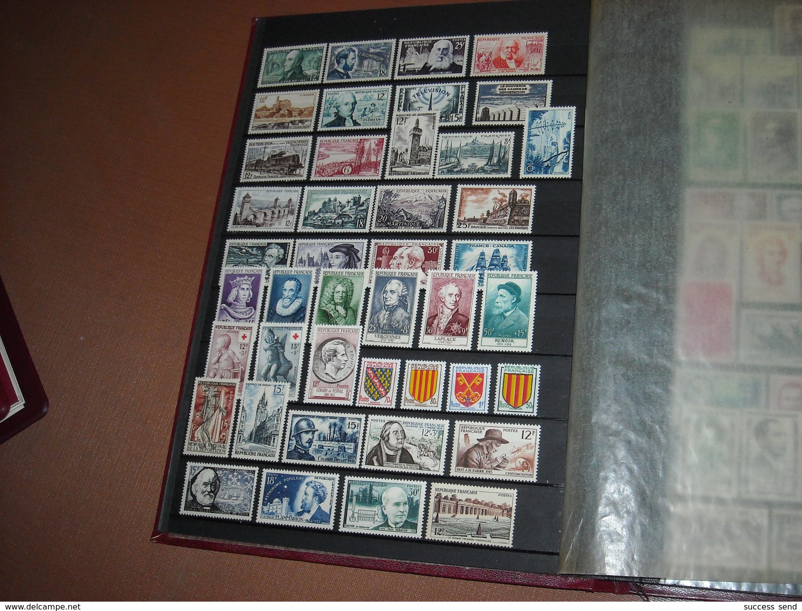 France 2 ALBUMS Timbres NEUFS**/* Cote > 5000€ !! Divers Années 1900/1957 (voir photos jointes).