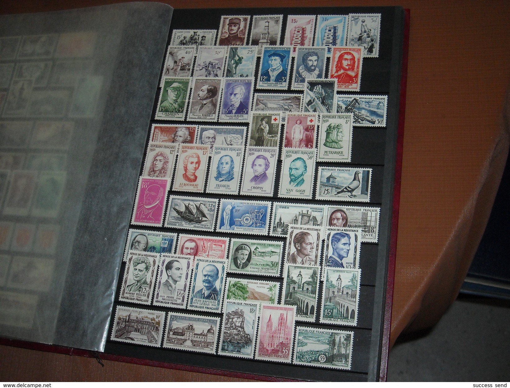 France 2 ALBUMS Timbres NEUFS**/* Cote > 5000€ !! Divers Années 1900/1957 (voir photos jointes).