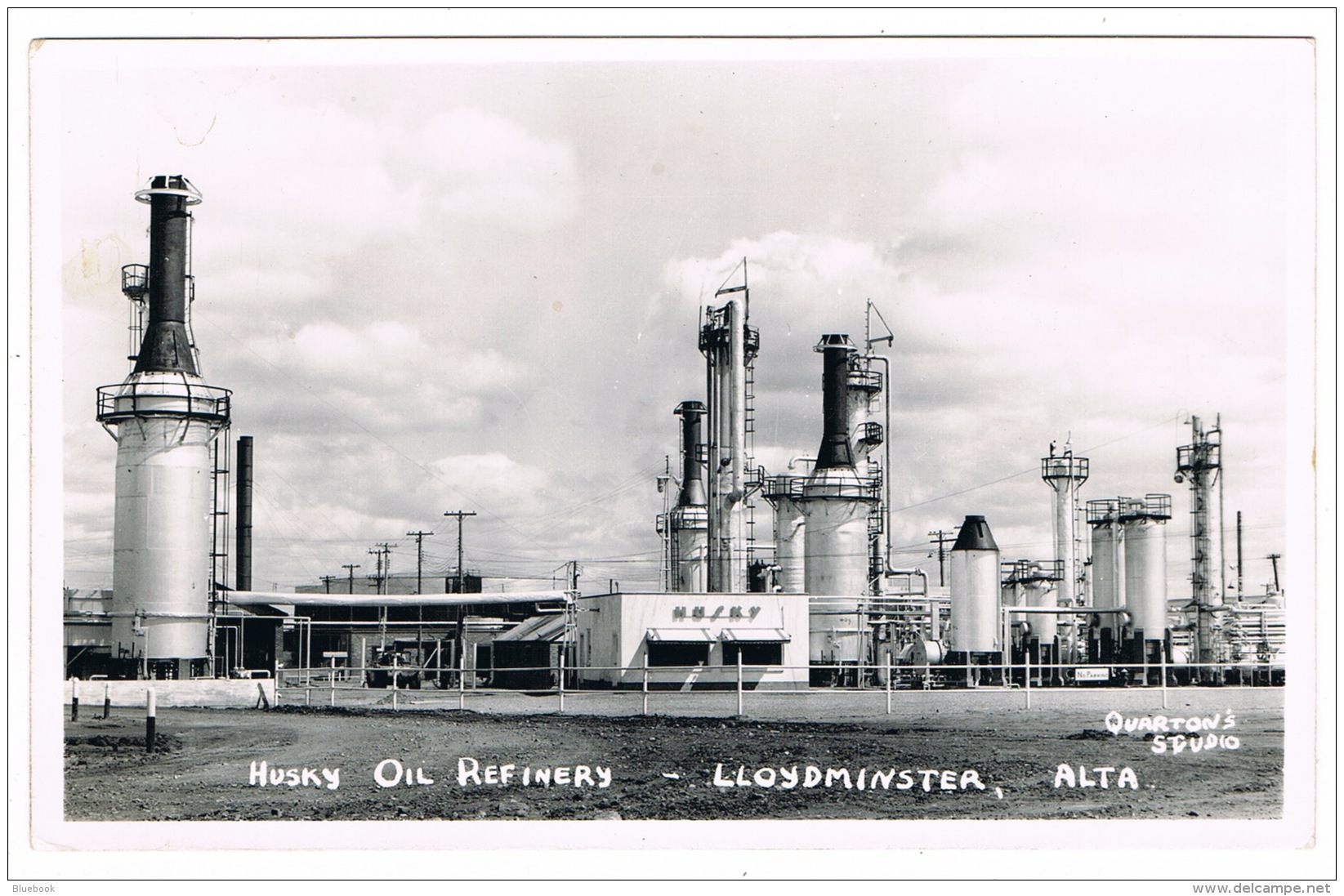 RB 1170 -  Real Photo Postcard - Husky Oil Refinery - Lloydminster Alberta Canada - Sonstige & Ohne Zuordnung