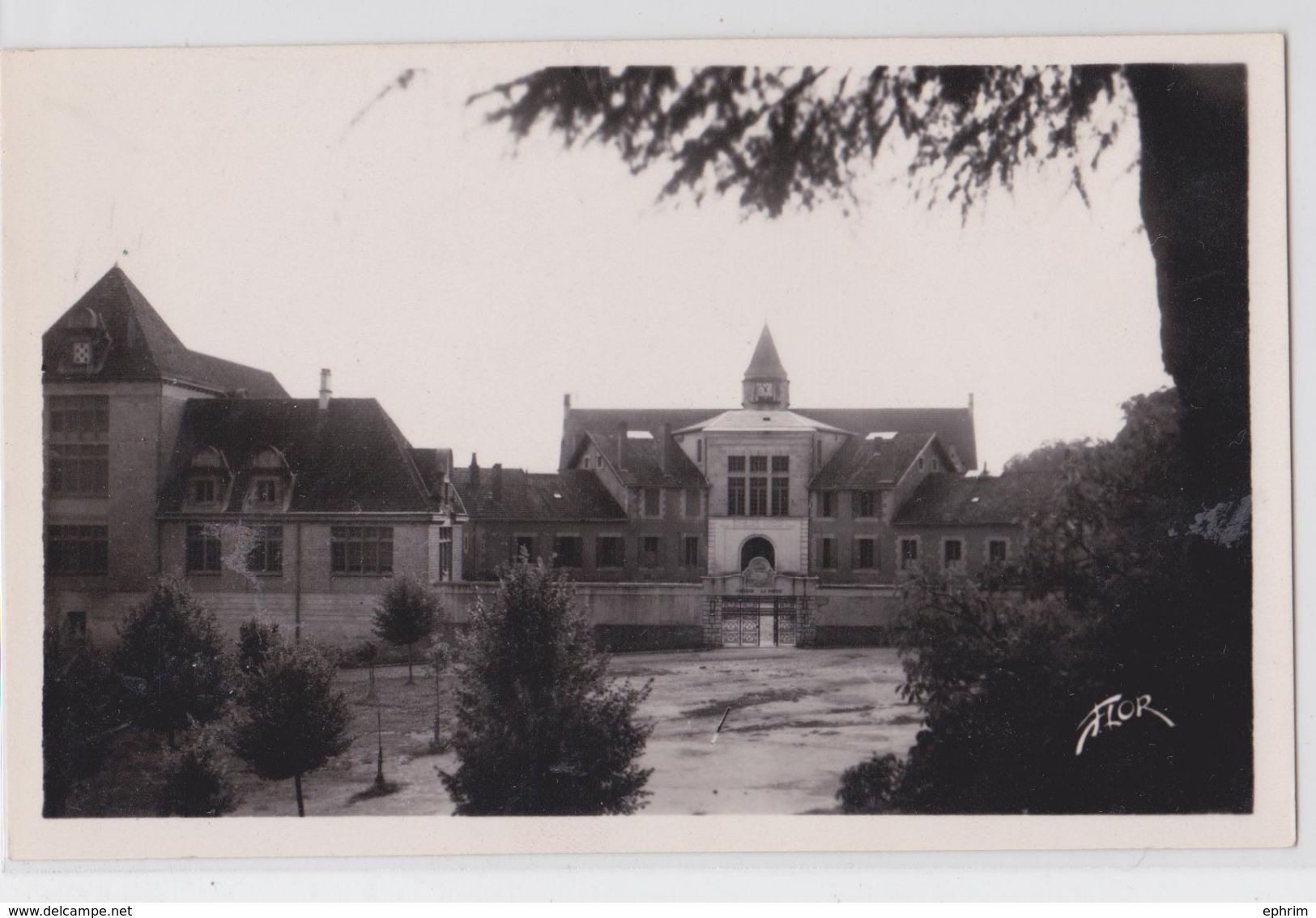 SARLAT - Collège La Boétie - Sarlat La Caneda