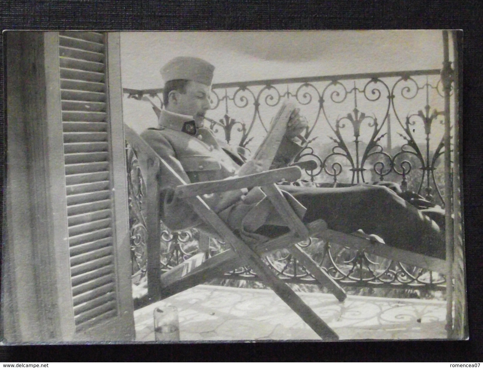 SOLDAT "SUR Mon BALCON, La SIESTE" - Photographie Authentique - Chaise Longue - 20 Mars 1922 - A Voir ! - War, Military