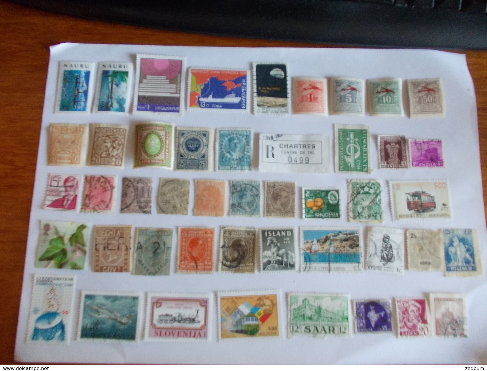 TIMBRE MONDE Lot De Timbres à Identifier N° 674 - Vrac (max 999 Timbres)