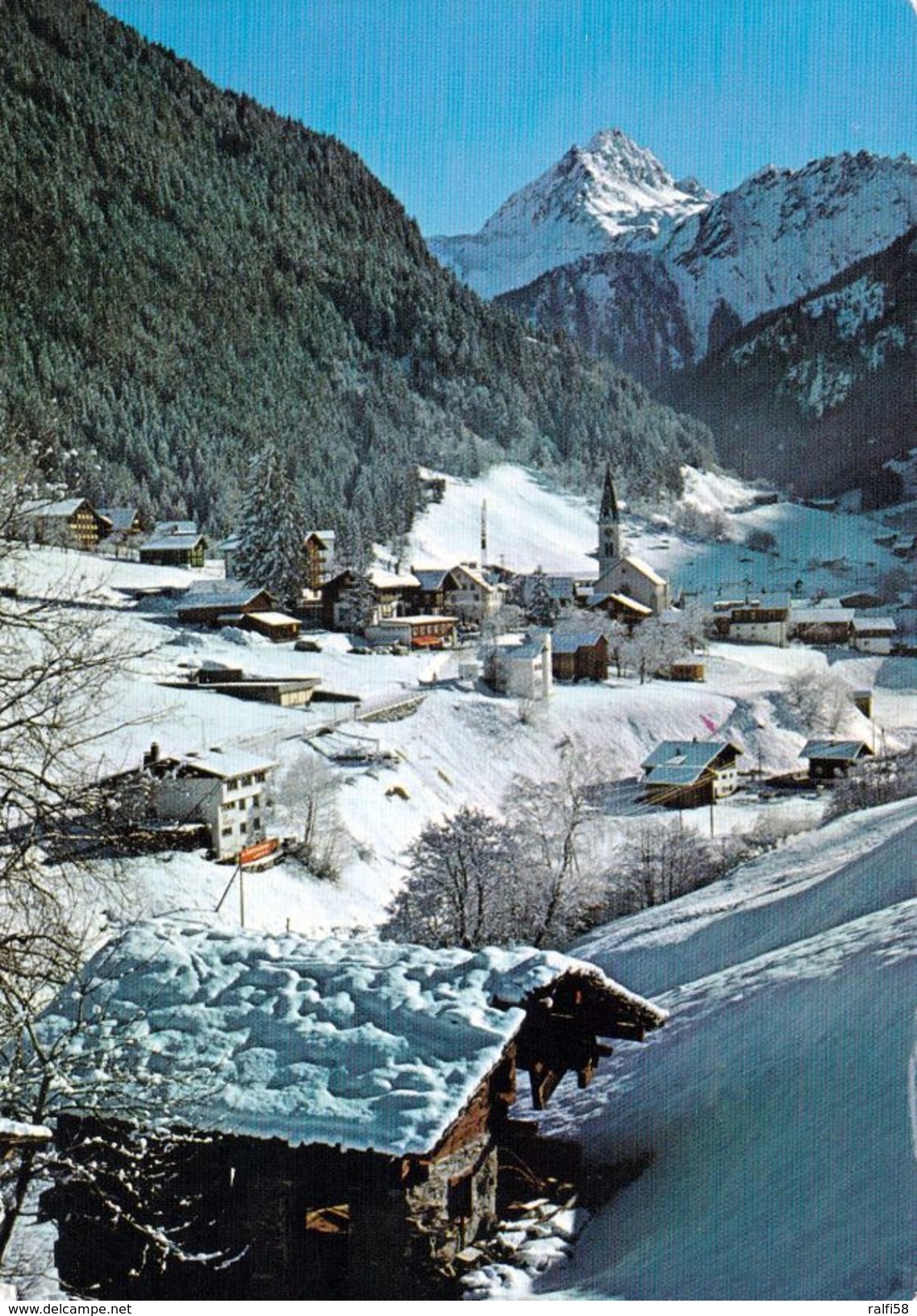 1 AK Vorarlberg * Blick Auf Gaschurn Im Montafon - Mit Dem Berg Vallüla 2815 M - Luftbildansicht * - Gaschurn