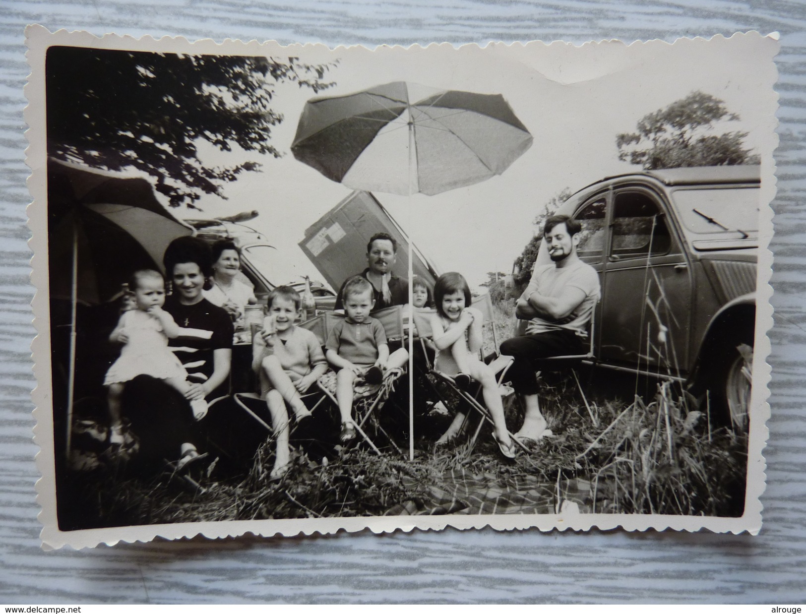 Photo: Famille Camping Avec La 2CV, 1966 - Personnes Anonymes