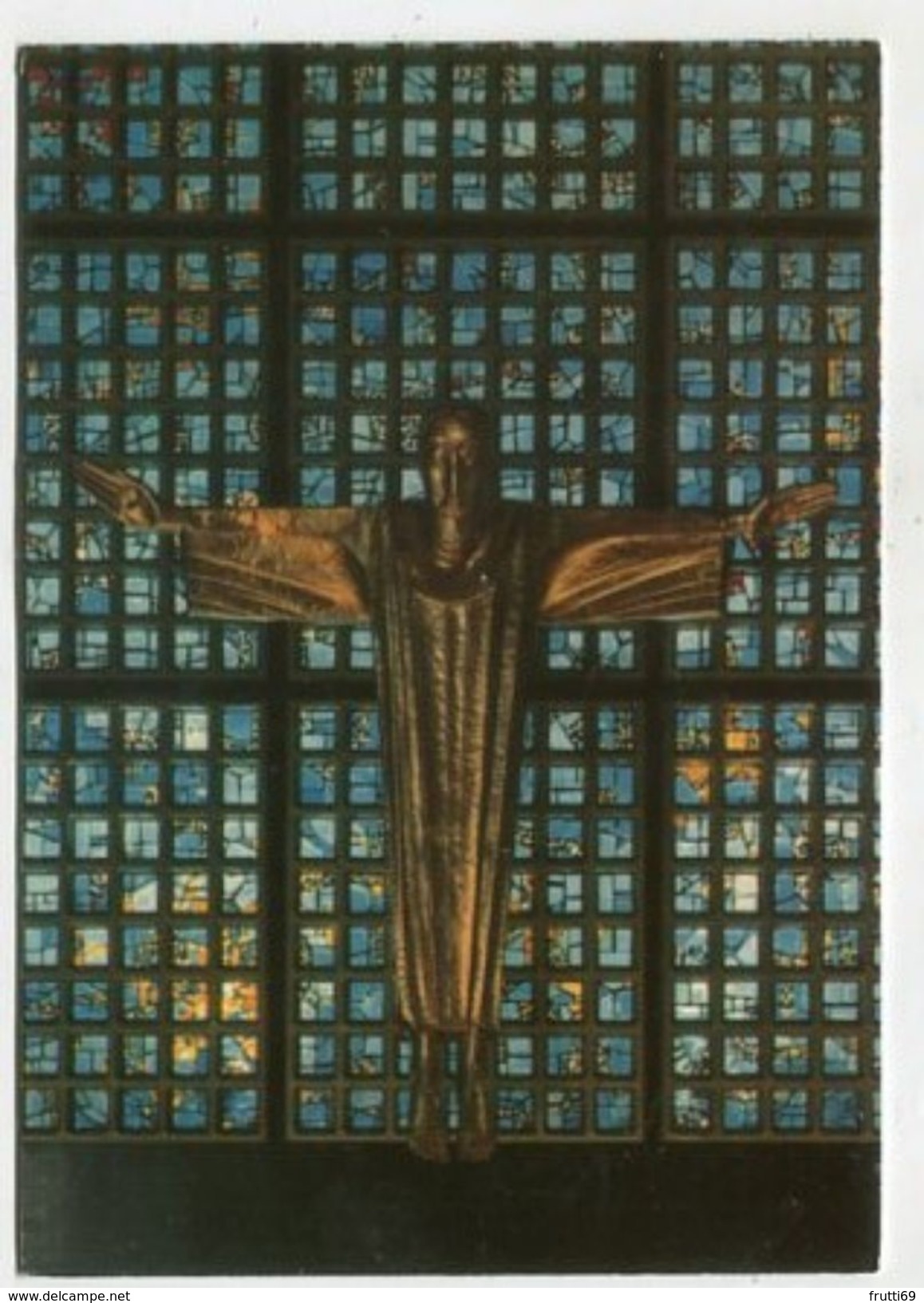 CHRISTIANITY  - AK304491 Berlin - Kaiser-Wilhelm-Deächtnis-Kirche - Christusfigur ü. D. Altar - Jesus