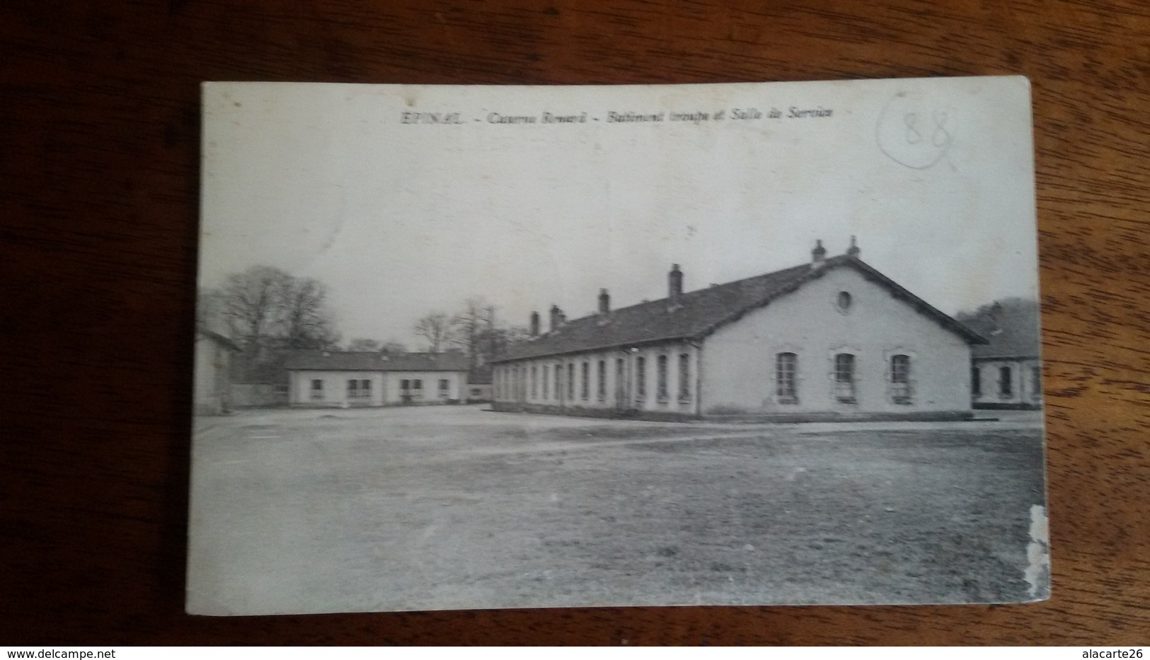 CPA 88 - EPINAL - Caserne Renard - Batiment Troupe Et Salle De Service - Epinal