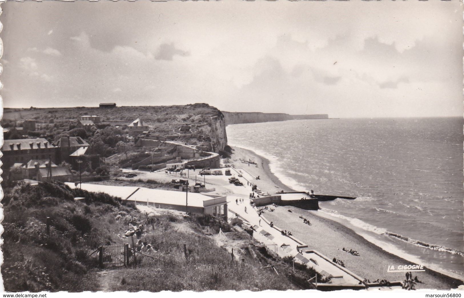 CPSM Dept 76 VEULES LES ROSES Vue Prise Des Falaises D'amont Vers La Plage - Veules Les Roses