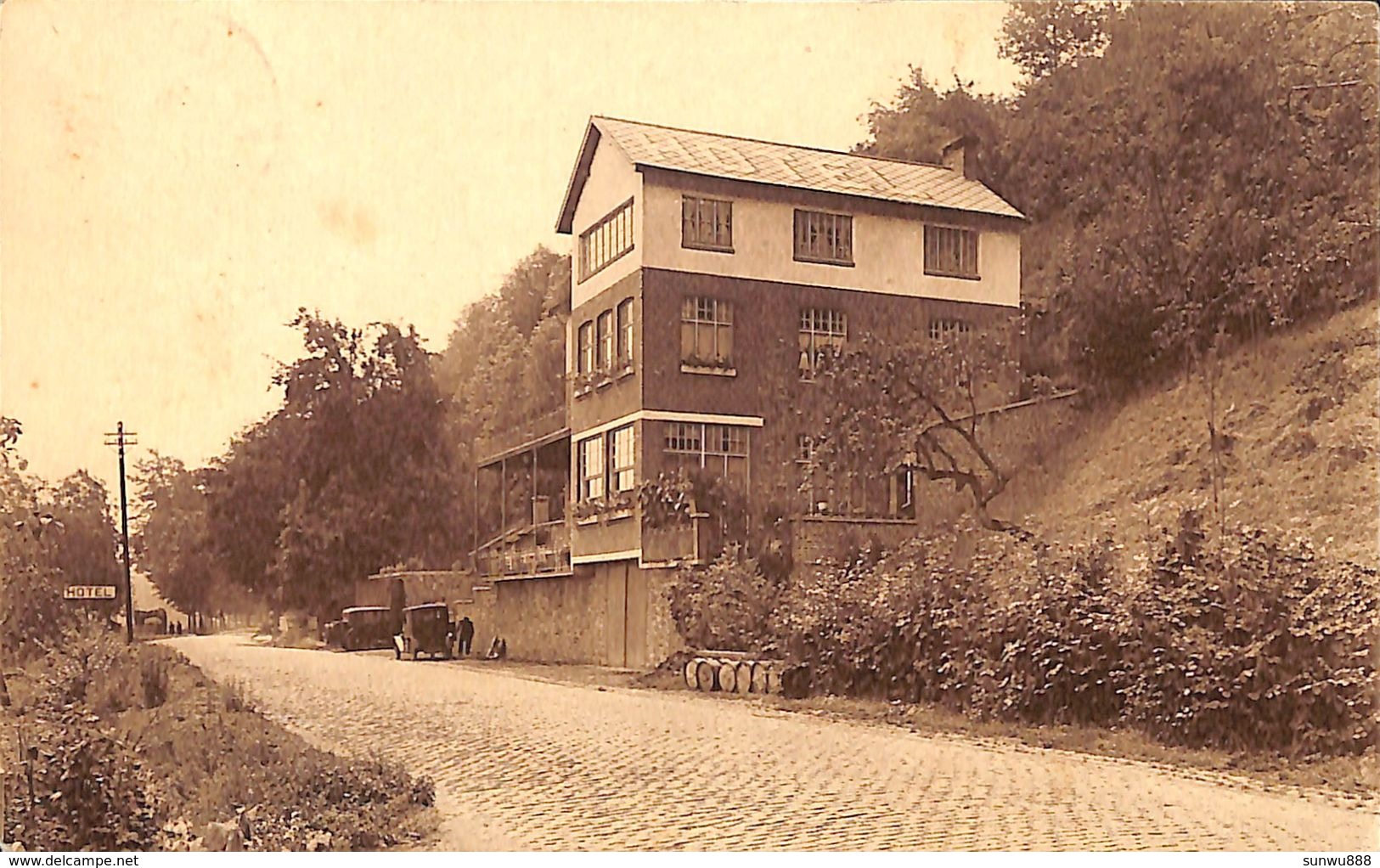 Rouillon Annevoie - Hôtel Bon Accueil (1935, Oldtimer) - Assesse